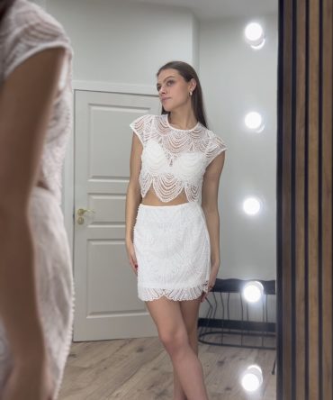 Pearl Grace – dviejų dalių baltas kostiumėlis